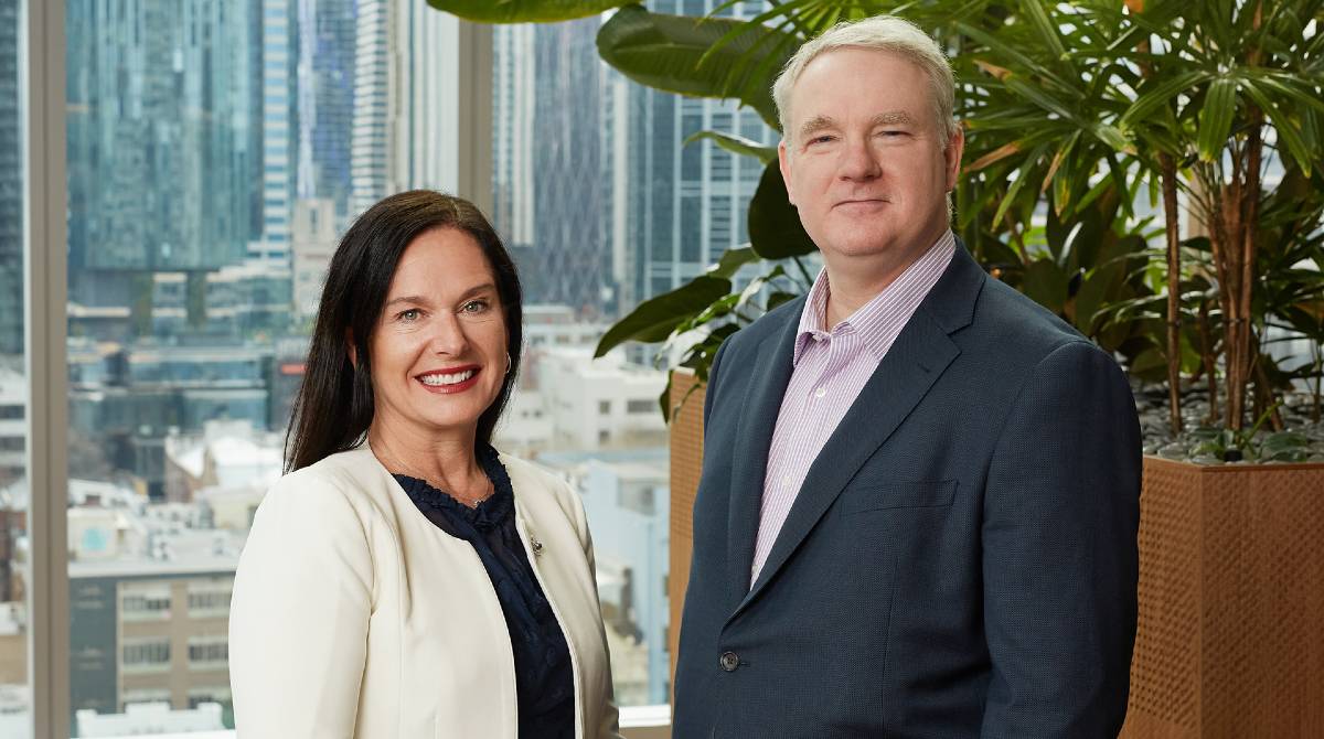 NAB-CCO-Jacqueline-Fox-with-MBS-CSAB-Director-Glenn-Hoetker