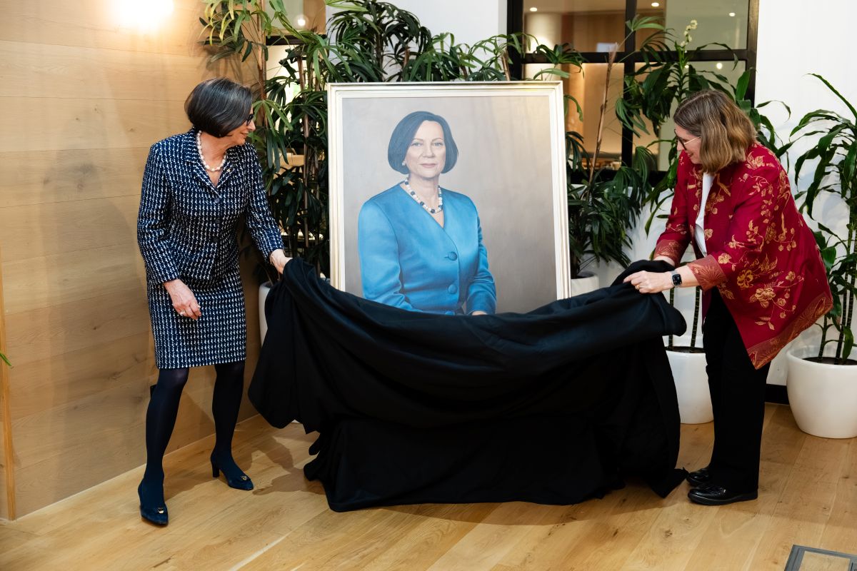 Catherine Walter portrait unveiling at Women's Alumni Network event, 12 August 2026