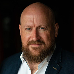 Matt Newman | Leading Teams with AI online | Melbourne Business School